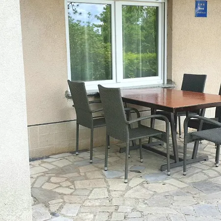 Diana - 75 M2 - 2 Bedrooms - Grill Apartmán